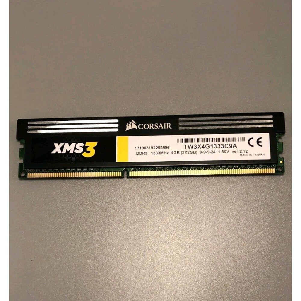 Corsair XMS 4GB DIMM 1333 MHz DDR3 Memory (TW3X4G1333C9A)